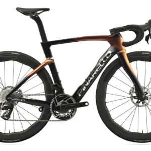 Pinarello Dogma F - Red AXS - Princeton Peak 4550 - 28 Zoll - Diamant - 2025