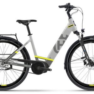 Husqvarna-Grand-Towner-4-CB-500-Wh-26-Zoll-Tiefeinsteiger-2024-Grau-1.